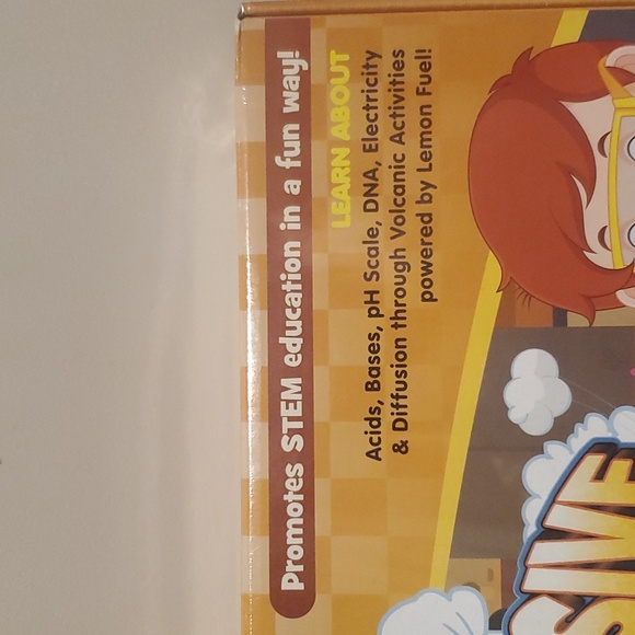 Playz Explosive Kitchen Lab Physics, Chemistry, & Biology Science Experiment Set - Picture 7 of 14